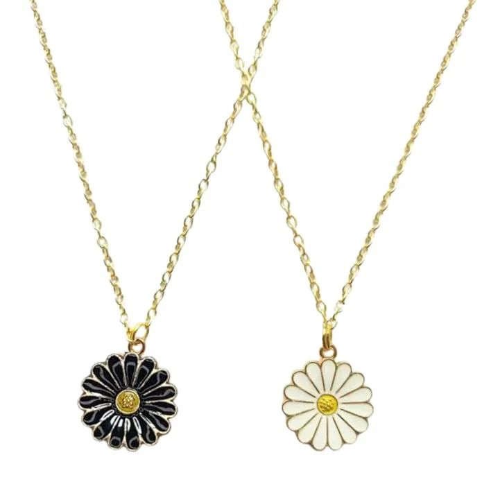 Floral Daisy Charm Necklace - Image 3