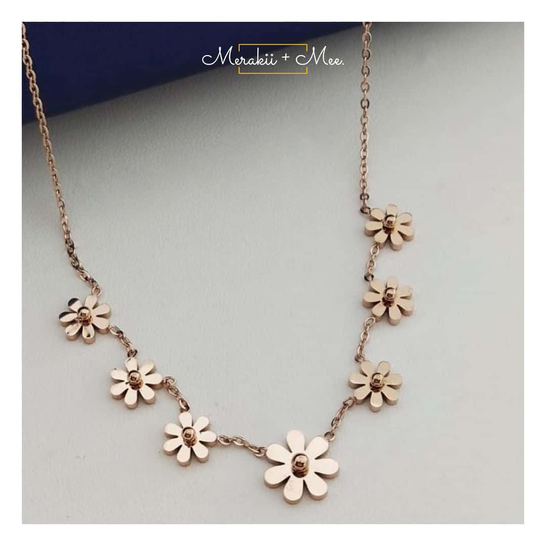 Flower Chain - Image 3