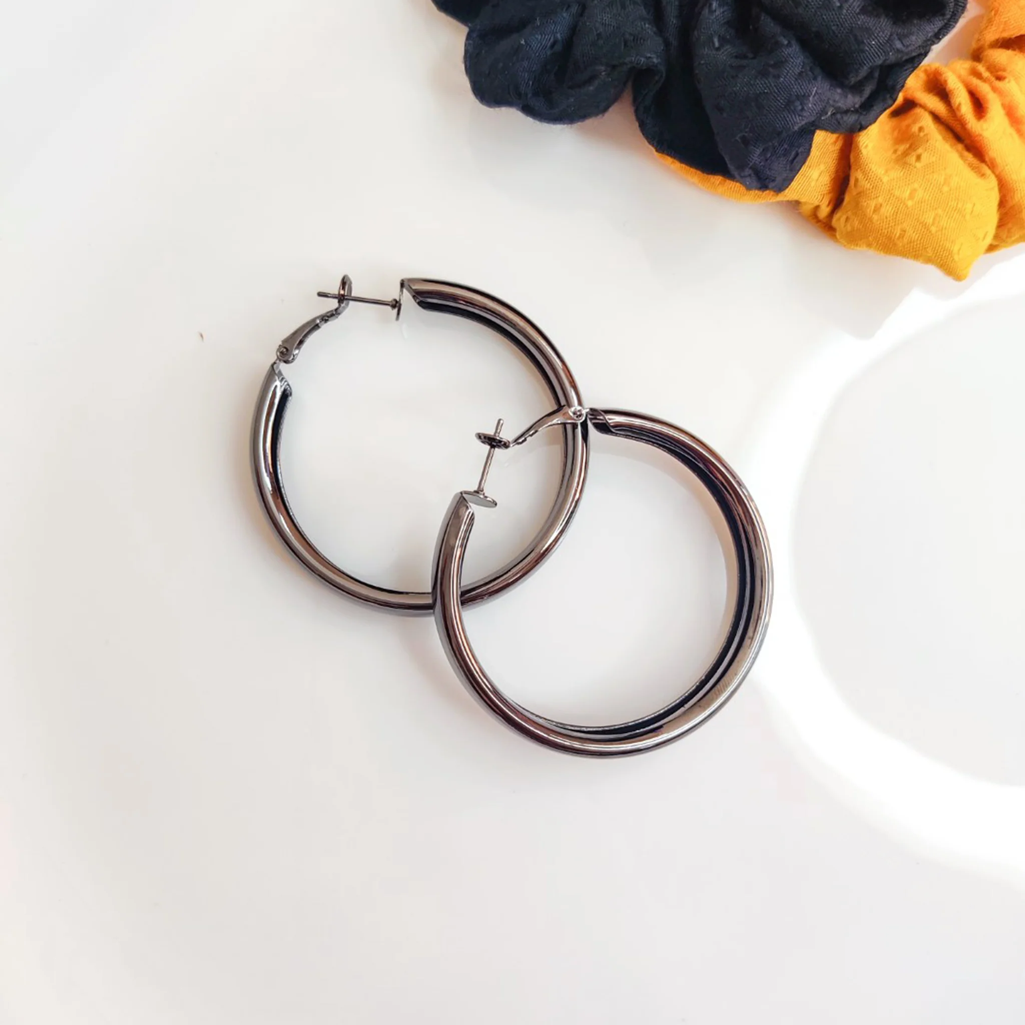 Metallic Black Medium Hoops - Image 3